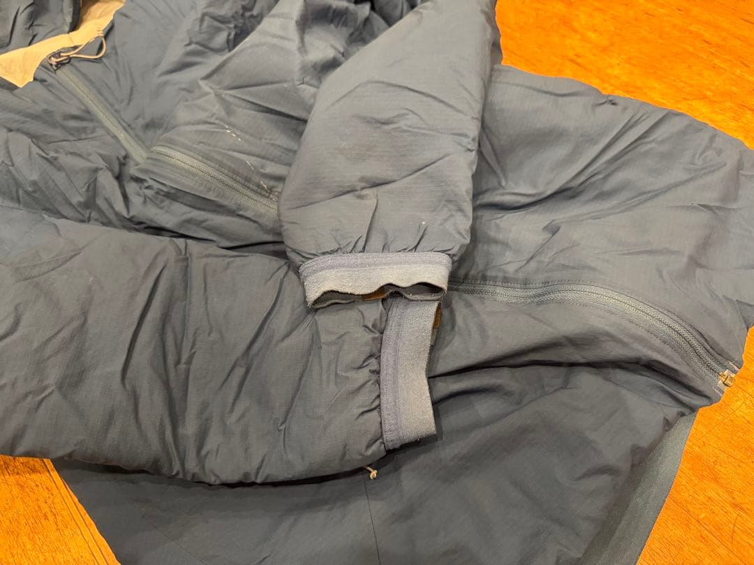 7MESH OUTFLOW HOODY 中綿　Lサイズ