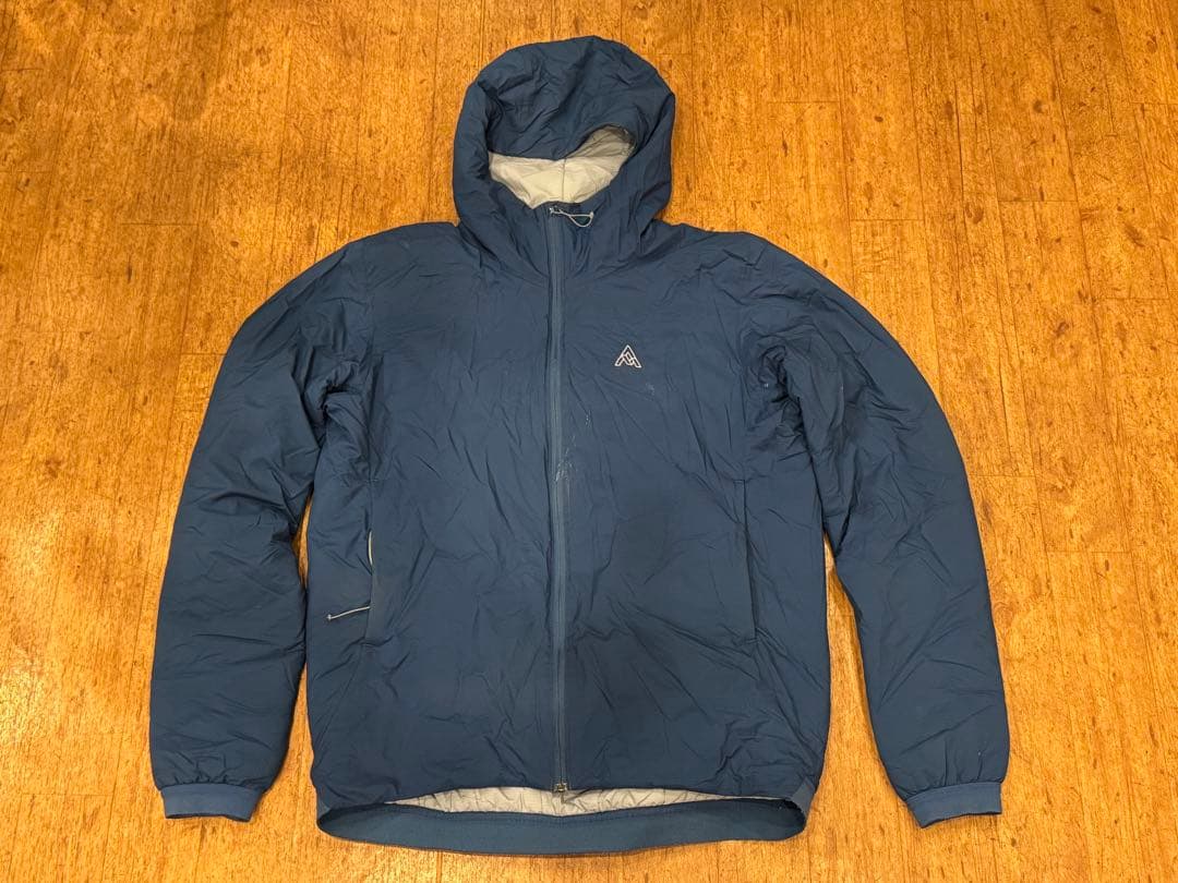 7MESH OUTFLOW HOODY 中綿　Lサイズ