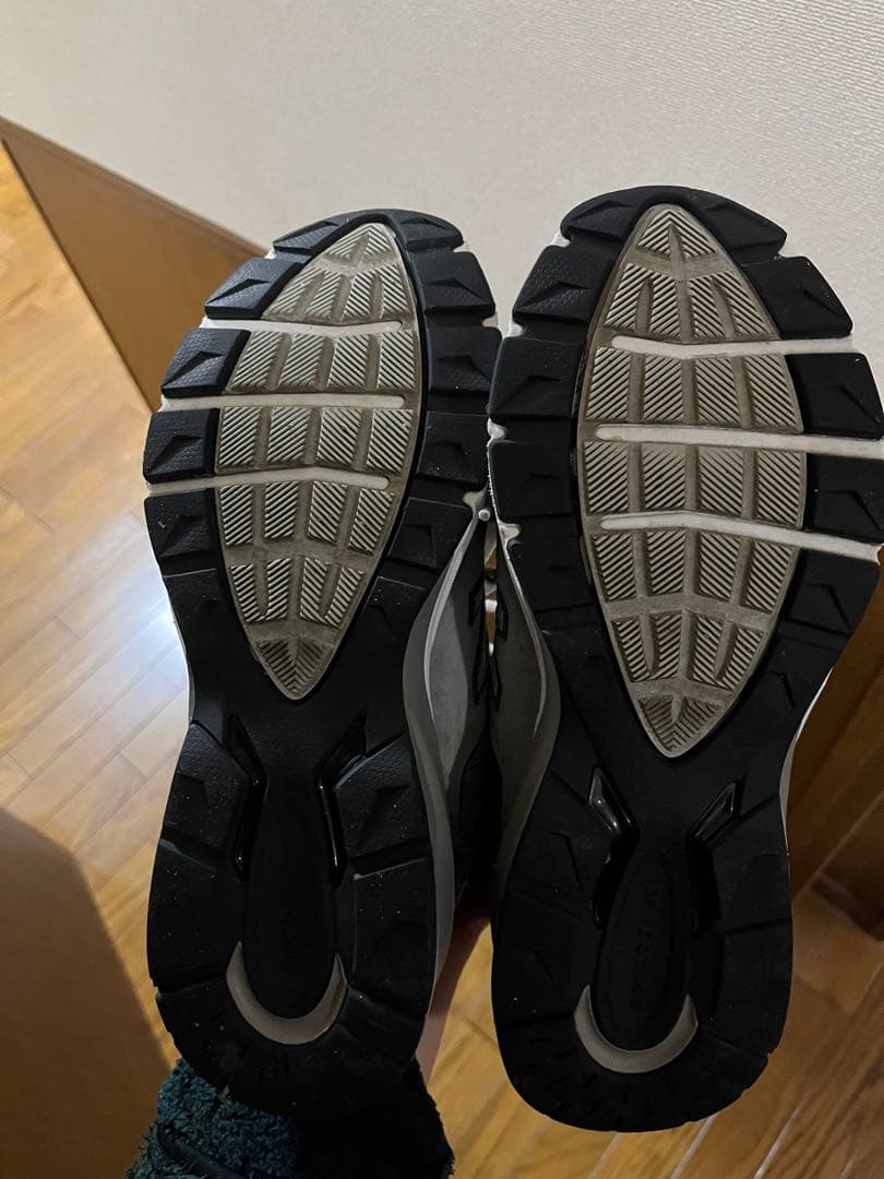 【美品】New Balance 990v5 グレー スニーカー 24.5cm