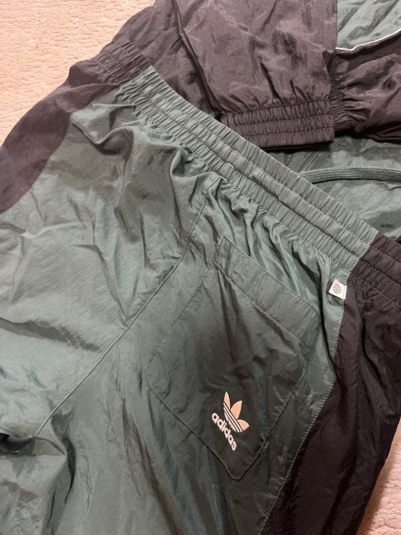 adidas ジャージ上下セット ダークグリーン　助かったです。