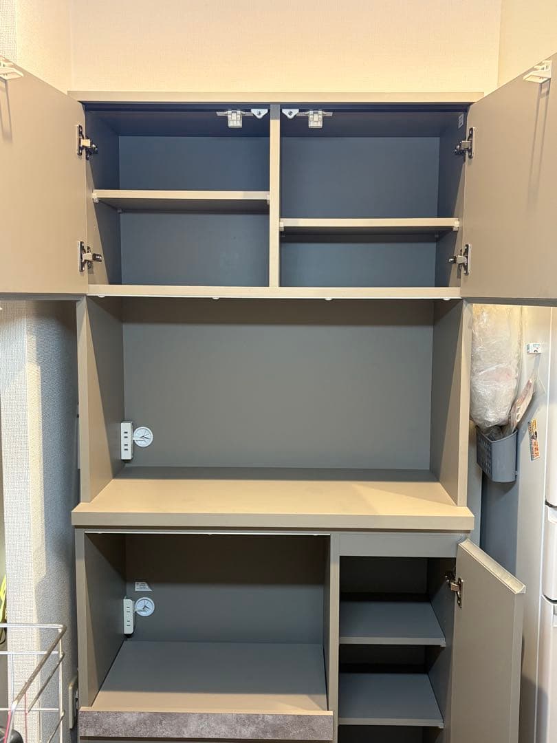 【最終値引き】グレー キッチン収納 食器棚