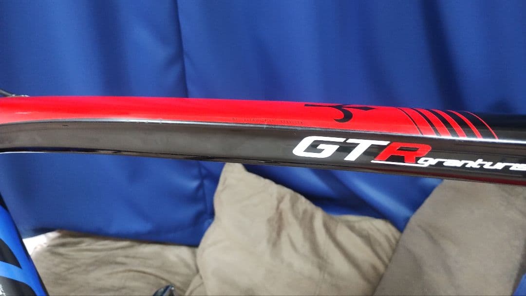 ウィリエール　Wilier GTR フルカーボン　ロード　105　大阪