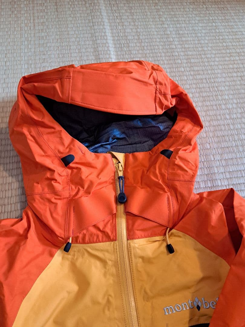 【再値下げ】【美品】mont-bell ダイナアクションパーカー