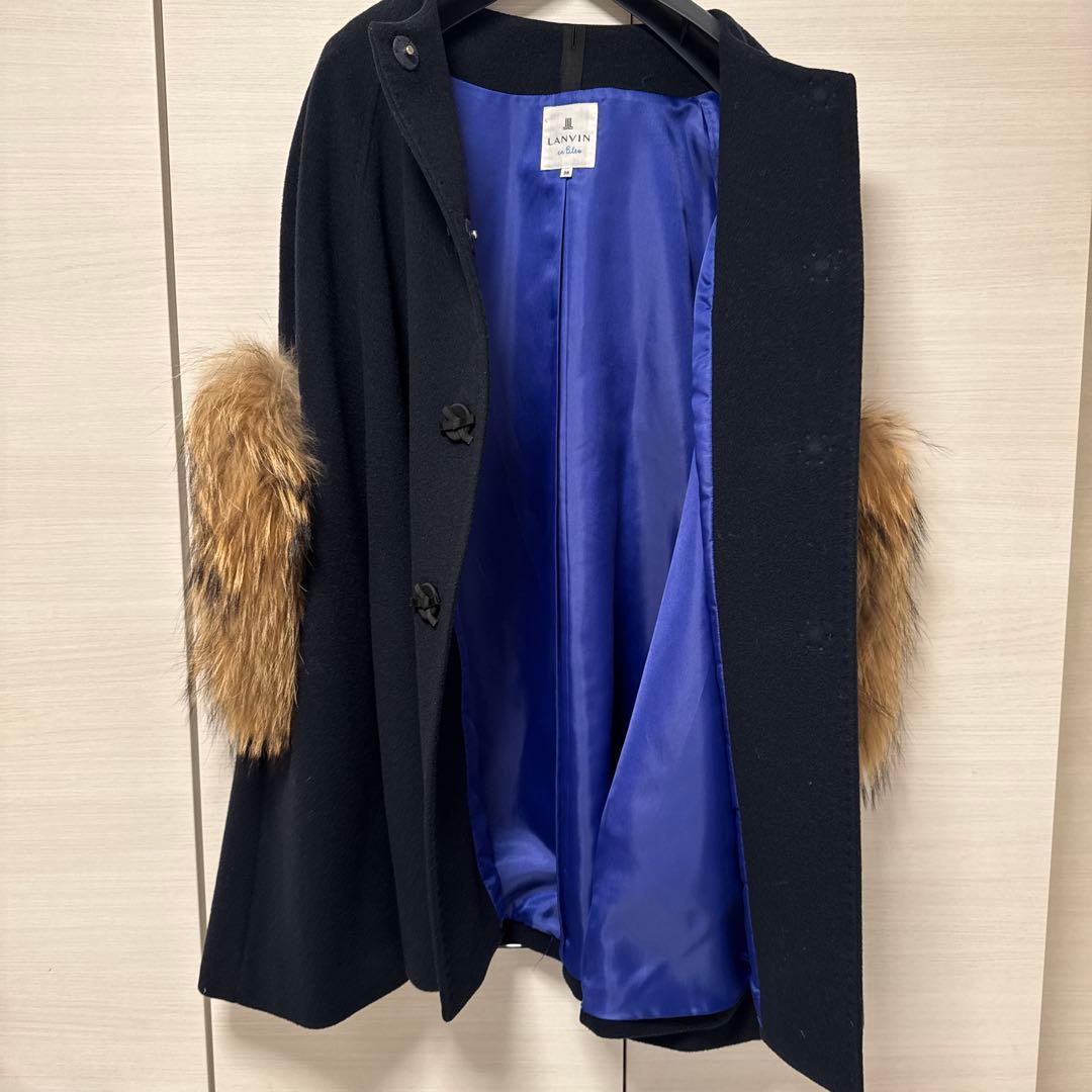 ランバンオンブルー ファー付きポンチョコート　ネイビー