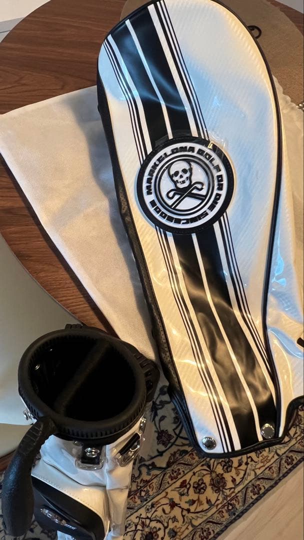 マーク＆ロナハーフキャディバッグ ホワイト/ブラック　新品未使用