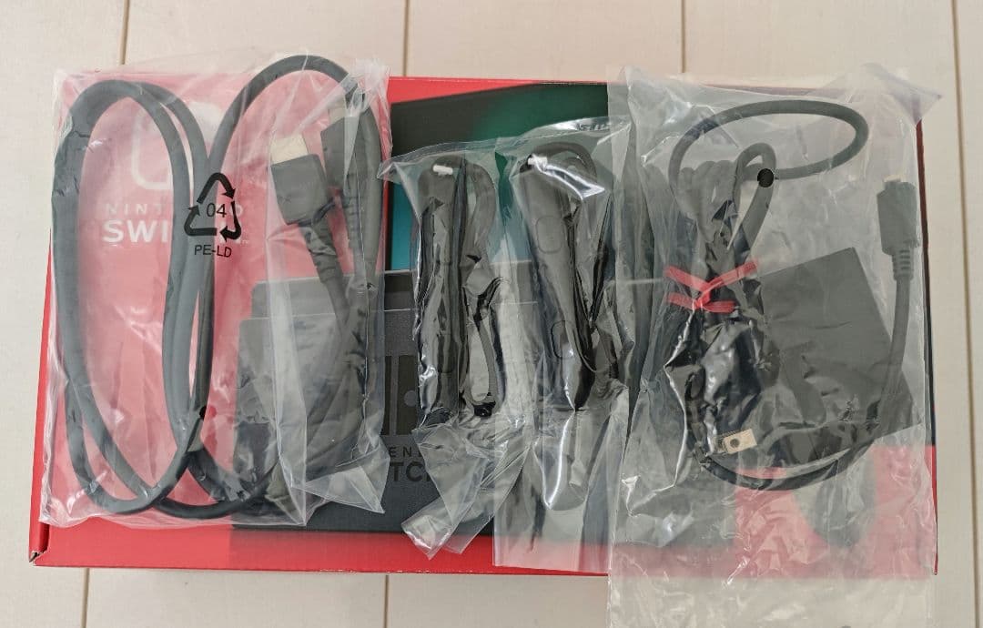 【動作確認済み】Nintendo Switch グレー 本体 (ケース付き)