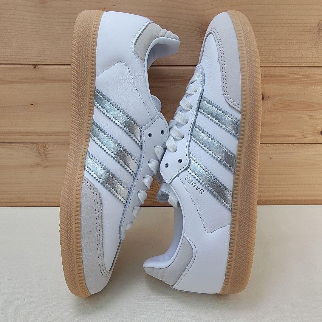 アディダス サンバ OG ホワイト/シルバー 23.5cm