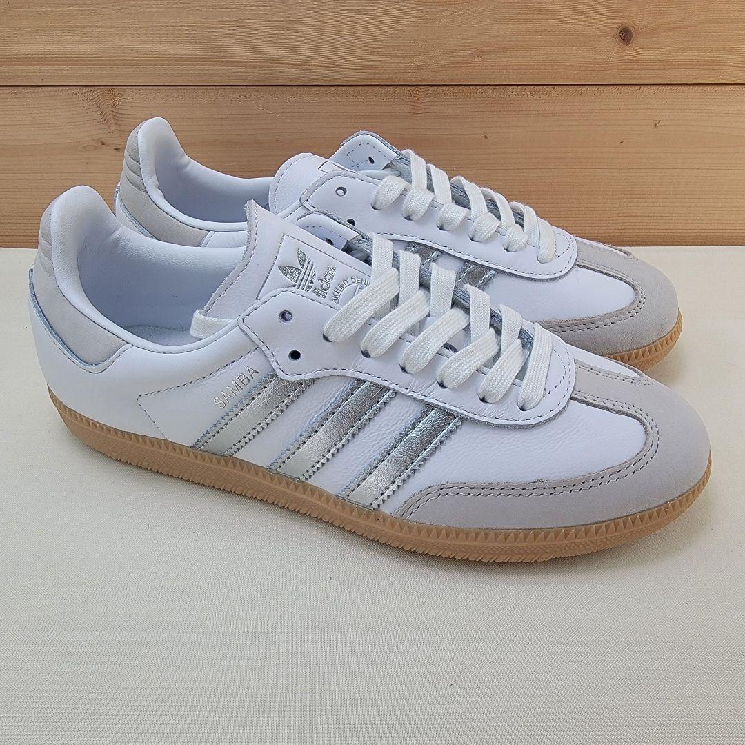 アディダス サンバ OG ホワイト/シルバー 23.5cm