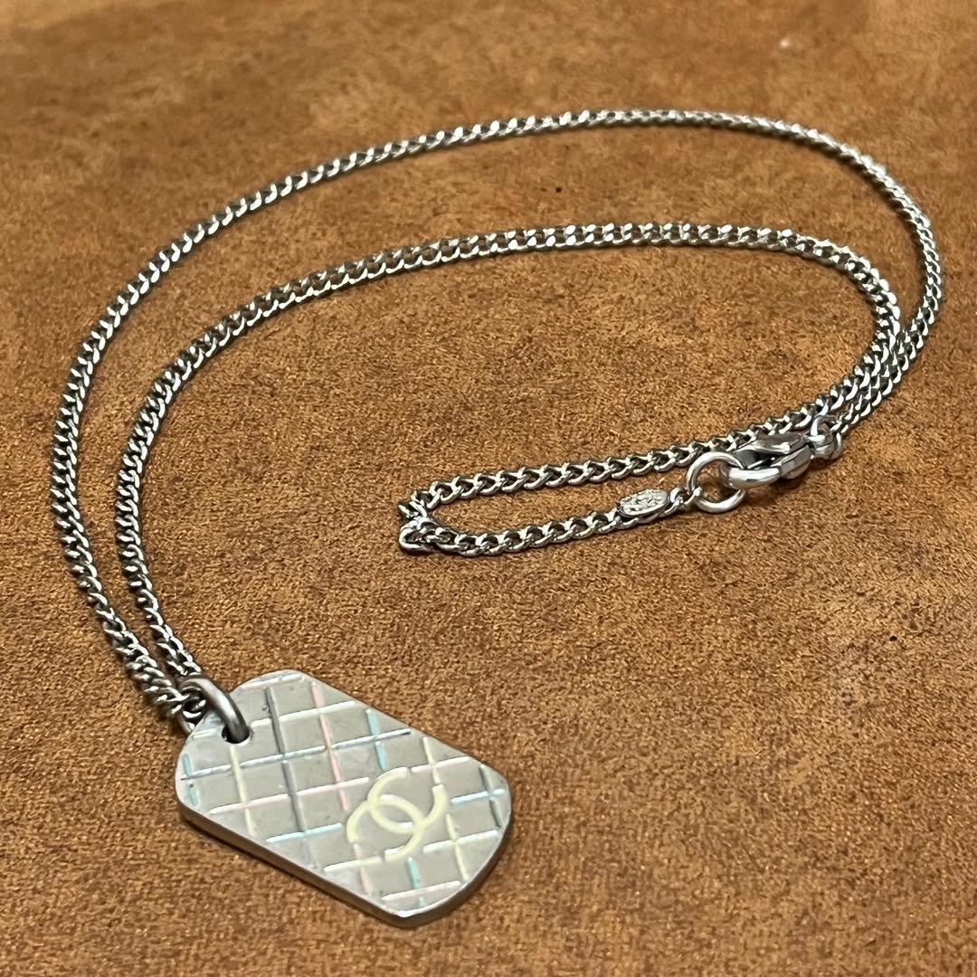 シャネル 05P マトラッセ ココマーク マルチカラー プレート ネックレス