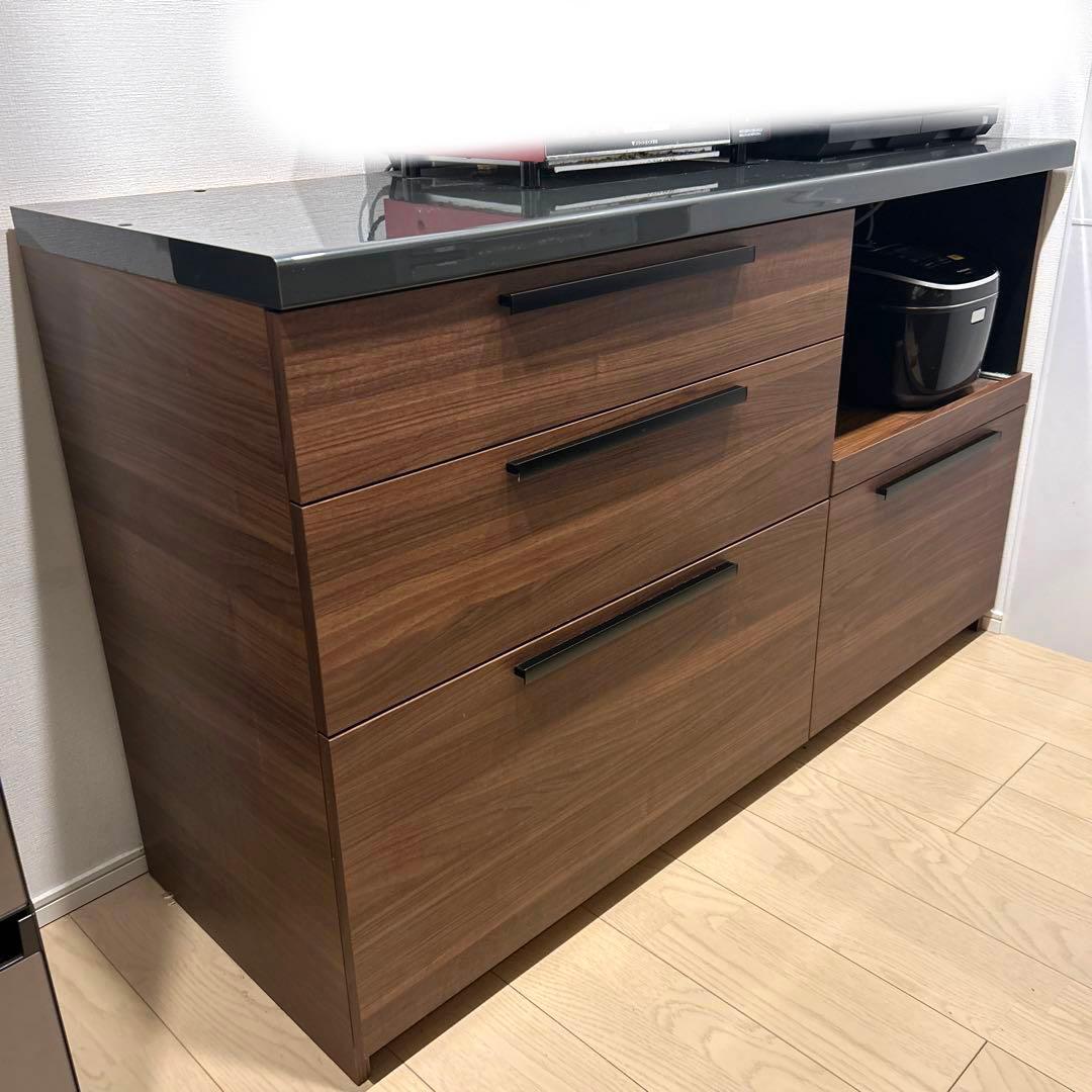 カップボード　食器棚　カウンターキッチン