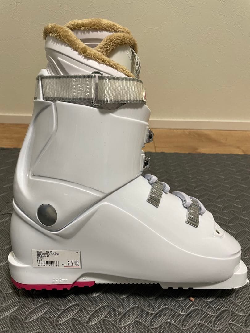 美品スキーブーツ　レディース用
