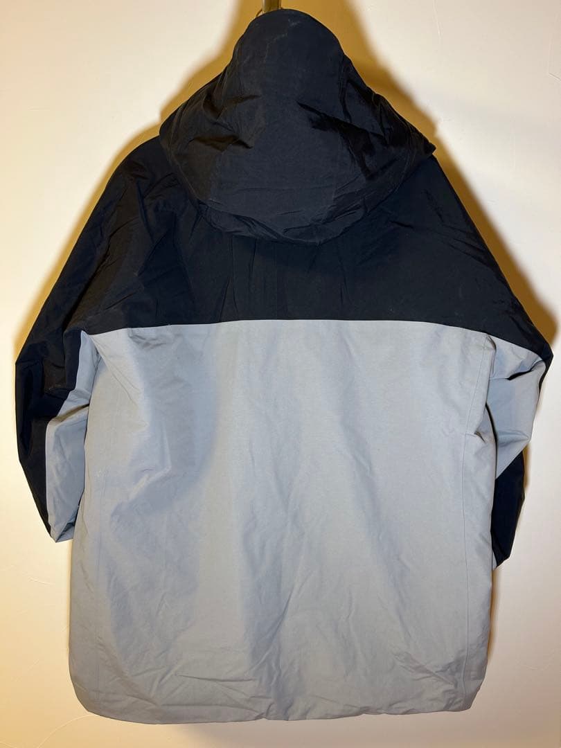 【美品】即完ユニクロ×平野歩夢モデルハイブリッドダウンスノーボードパーカ