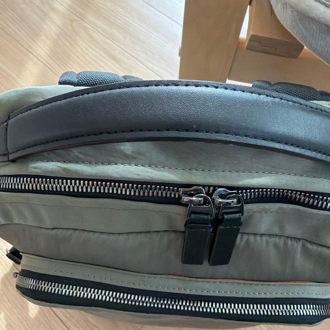 早い者勝ち ほぼ新品 Tumi バックパック