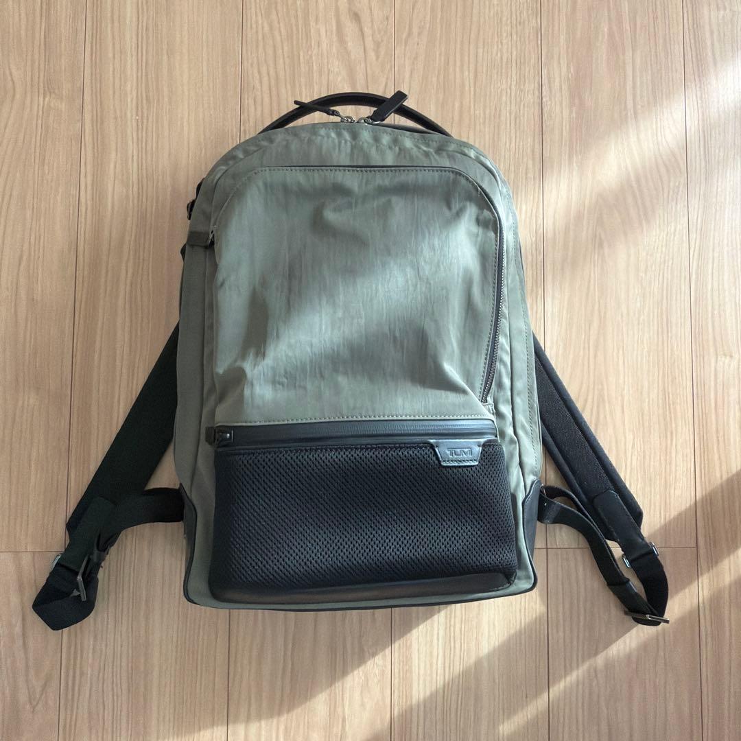 早い者勝ち ほぼ新品 Tumi バックパック