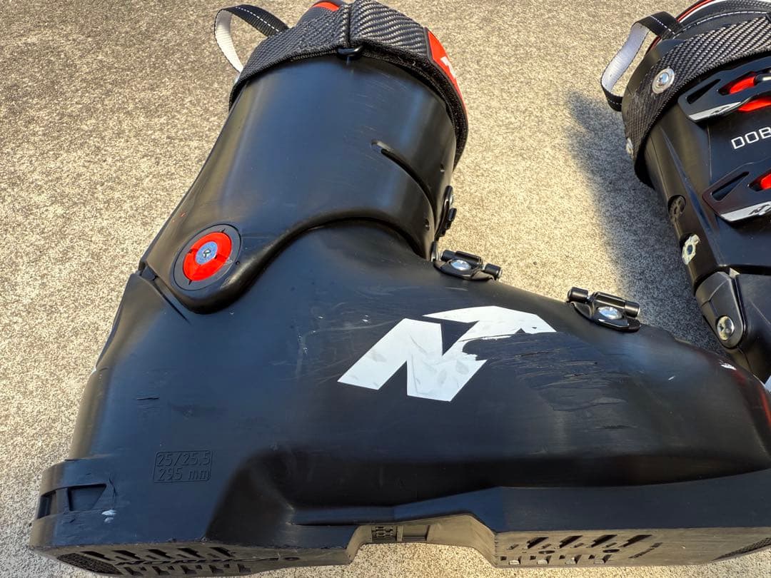 ノルディカ　スキーブーツ　25.5センチ　ドーベルマン GP110