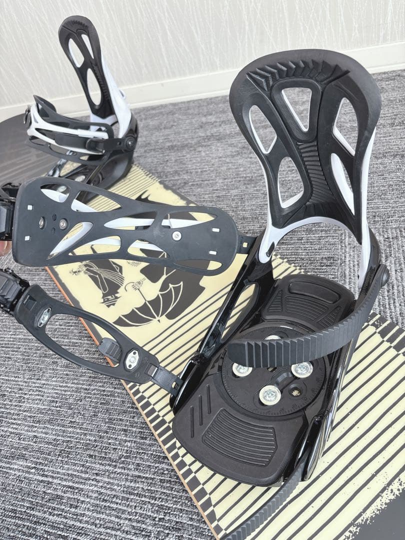 11美品❗️超豪華❗️サロモン メンズスノーボードセット★スノボ150cm+ビン付