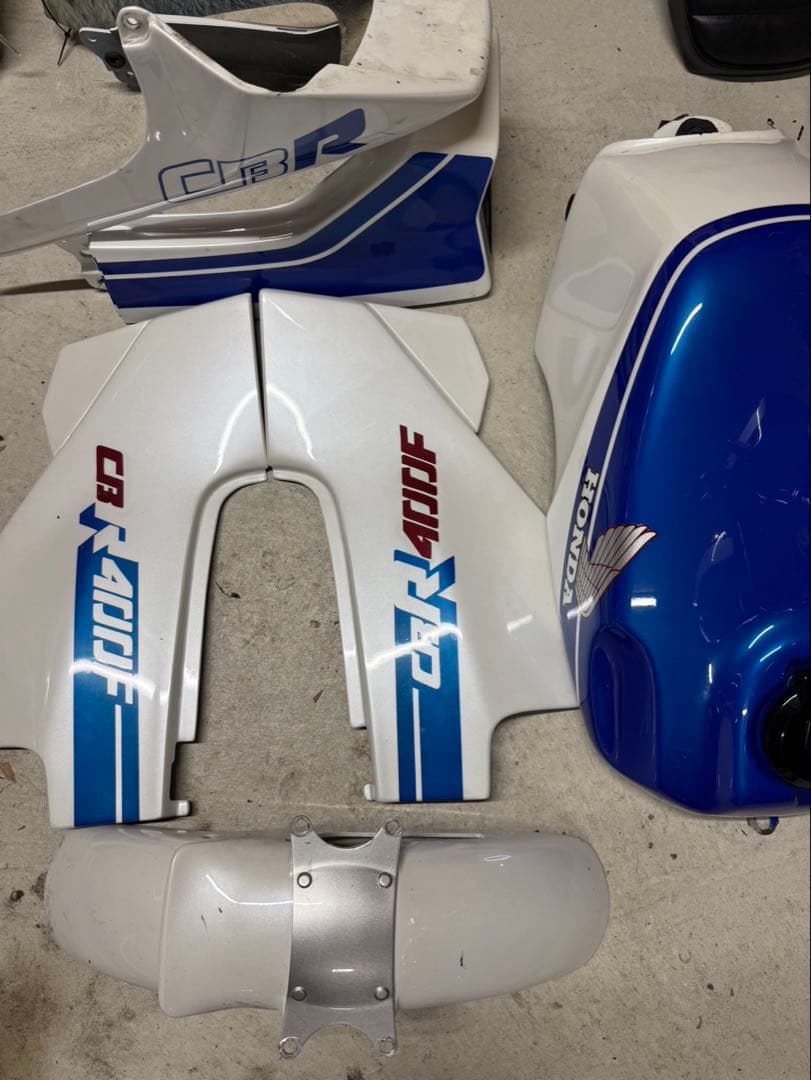 cbr400f外装セット 2型純正カラー