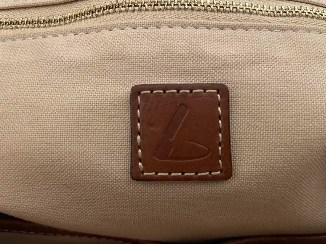 土屋鞄　ハーネステザートート　A4 キャメル