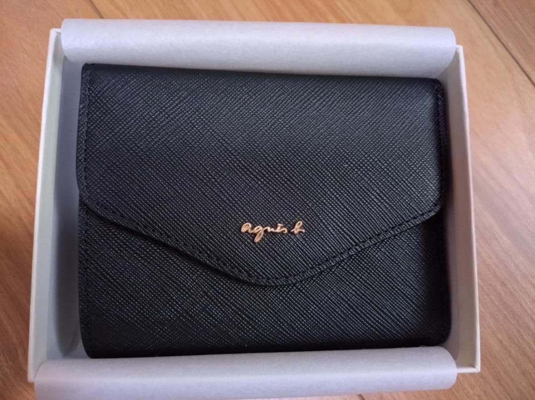 アニエスベー　agnès b. ブラック二つ折り財布