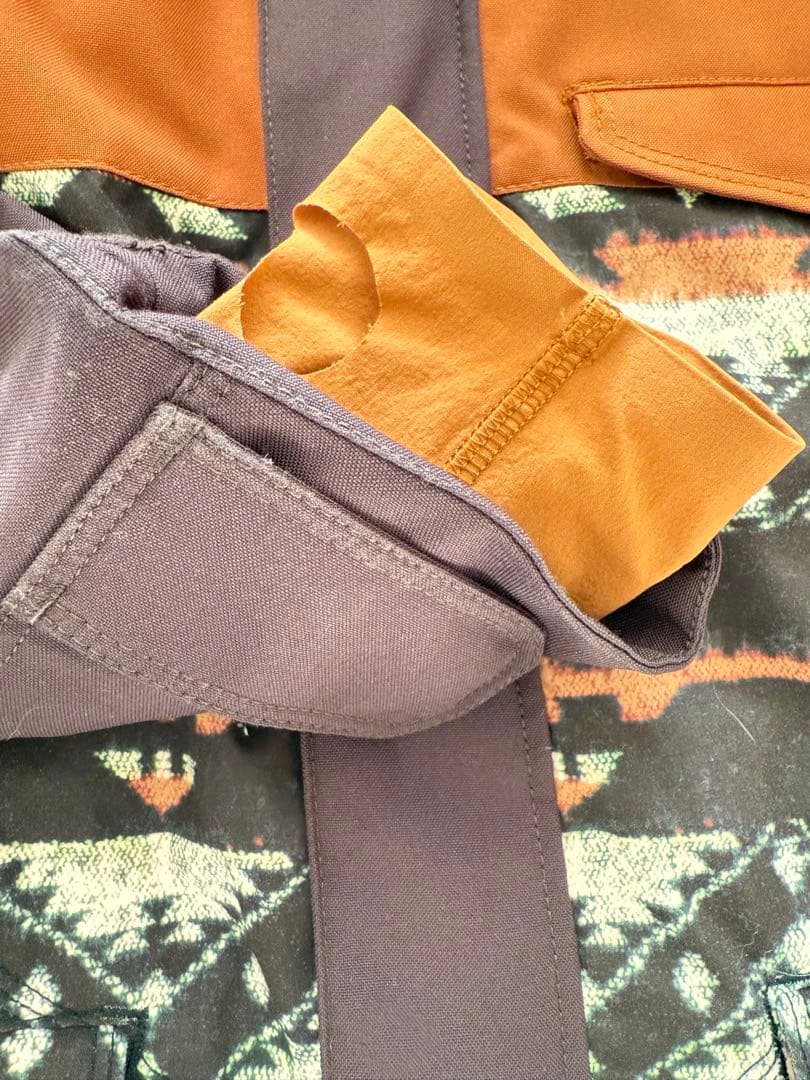 BURTON スノーボードウェア Mサイズ　スノボ