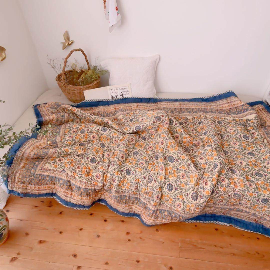 ブロックプリントキルト　インドの布団　ソファーカバー　ベッドカバー　キルト