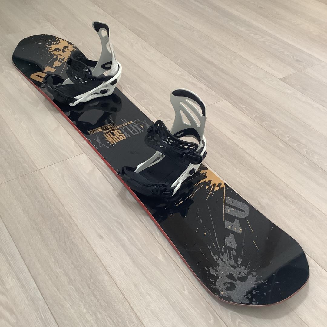 067 011X FLY SPIN148FLUXメンズグラトリスノーボードセット