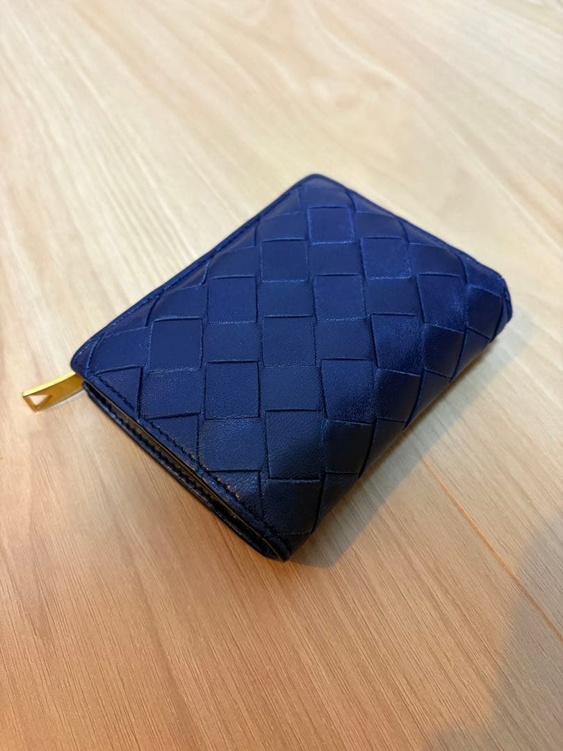 ボッテガヴェネタ　スモール イントレチャート 二つ折りファスナーウォレット