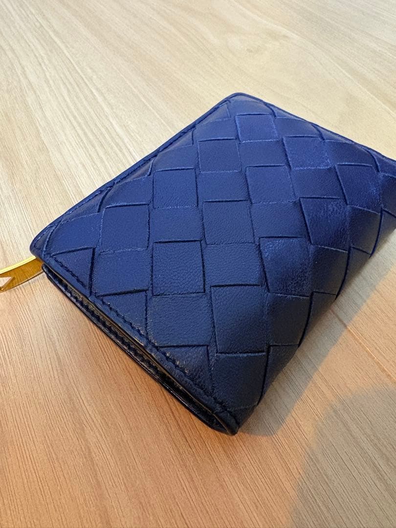 ボッテガヴェネタ　スモール イントレチャート 二つ折りファスナーウォレット