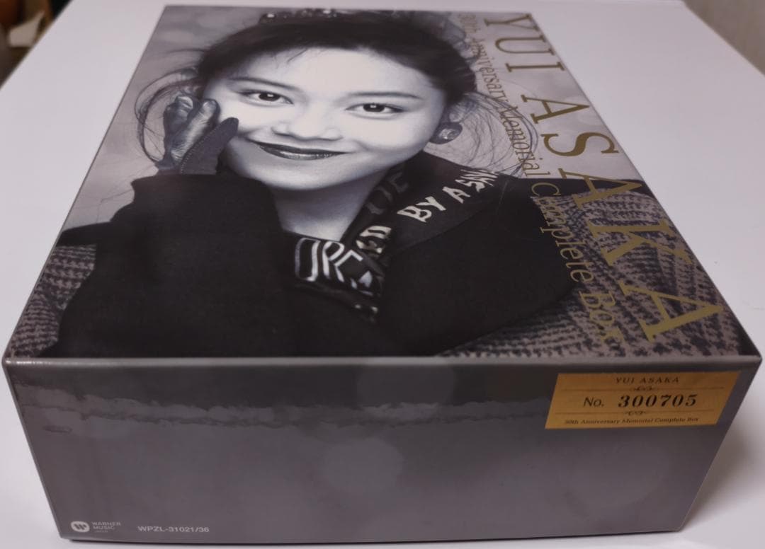 [サイン色紙付]浅香唯 30周年記念コンプリートBOX＜完全生産限定盤＞