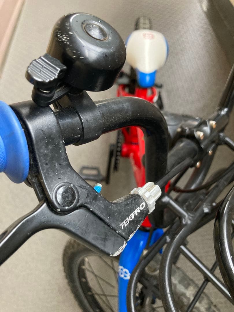 ヨツバサイクル　18インチ　［引取り限定]