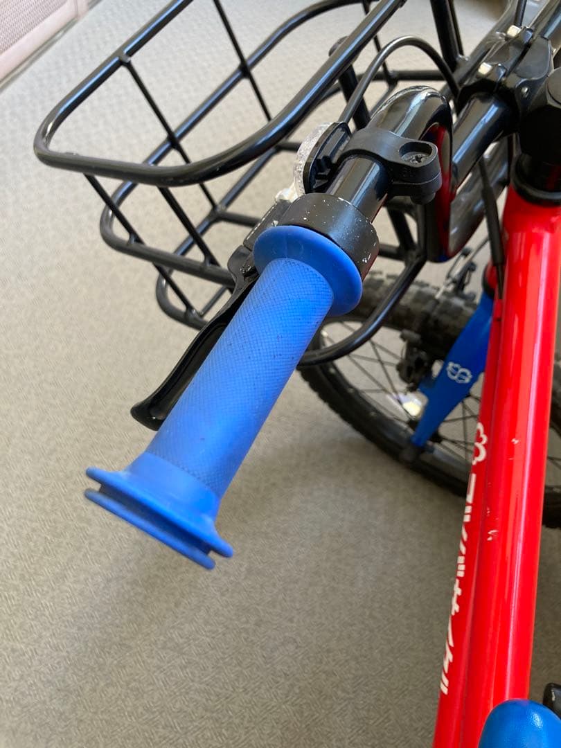 ヨツバサイクル　18インチ　［引取り限定]