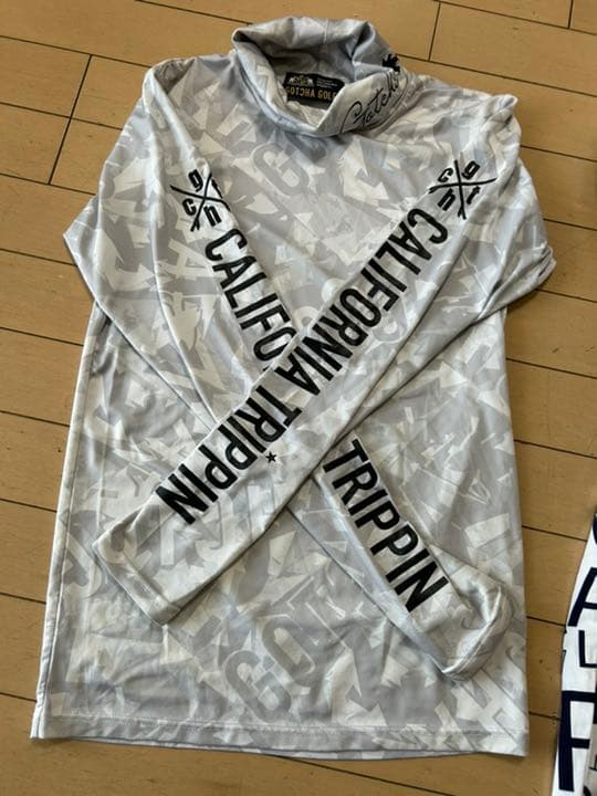 ガッチャゴルフ　Gotcha Golf レディースS ウエアセット