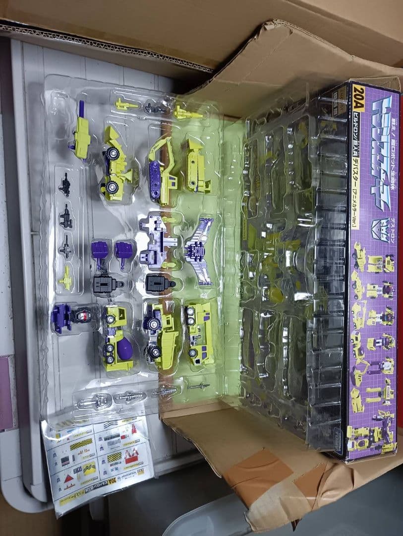 激レア!開封品 トランスフォーマーアンコール復刻版巨人兵デバスター