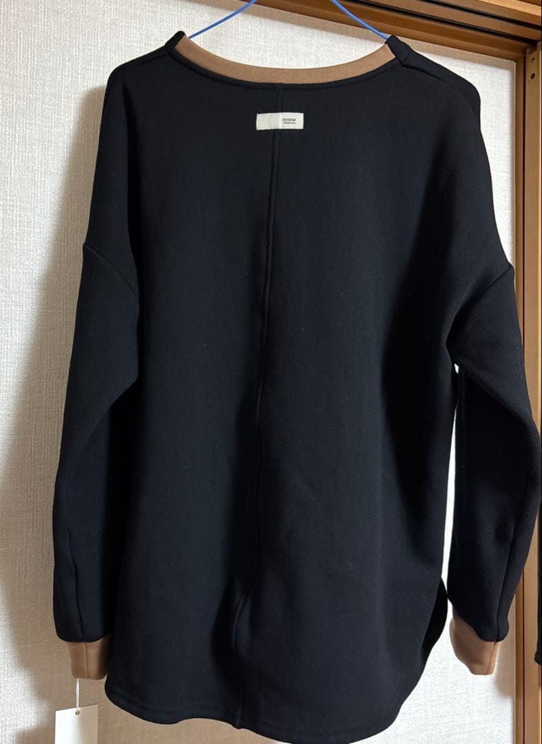 Ayaneボンバーロゴプリントプルオーバー新品タグ付き　アヤン