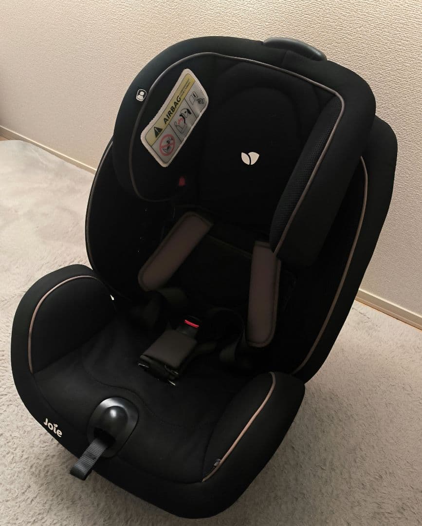 Joieチャイルドシート valiant バリアント