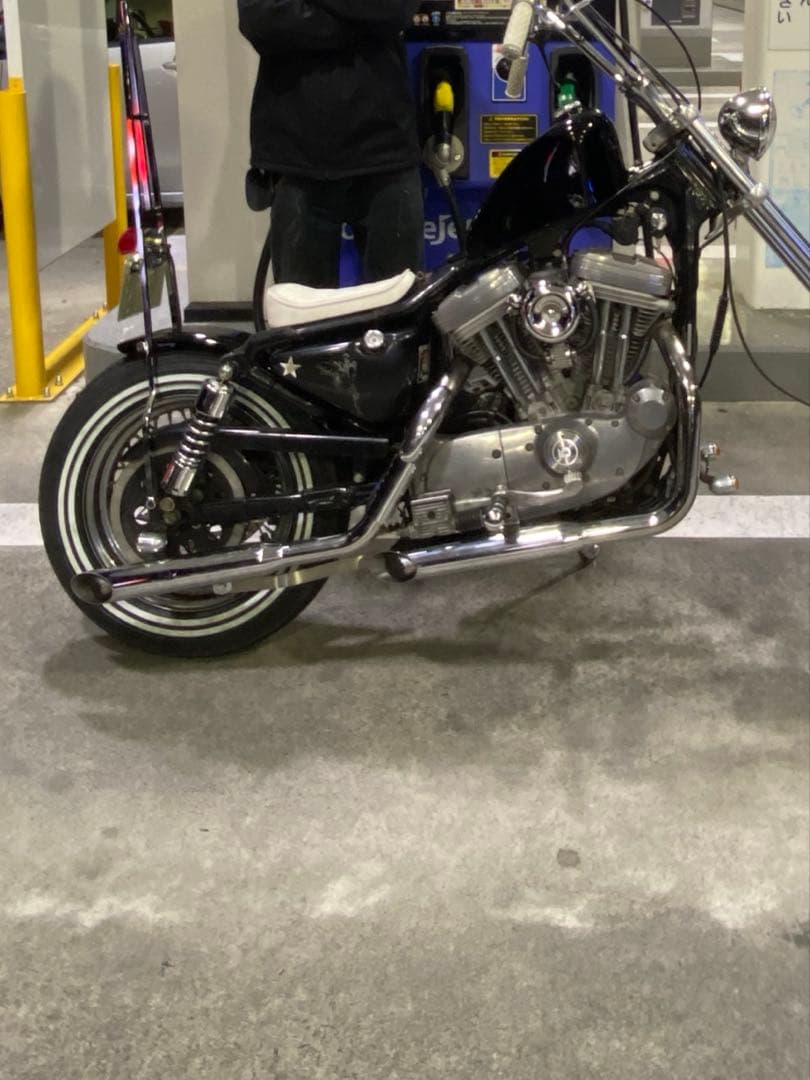 スポーツスター　マフラー