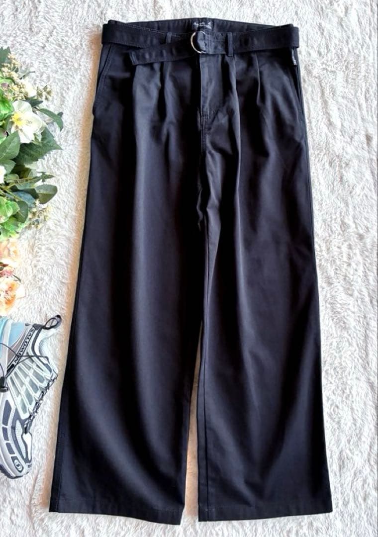 アニエス・ベーオムほぼ未使用コットン黒ワイド パンツ　ツータック　大きいサイズ