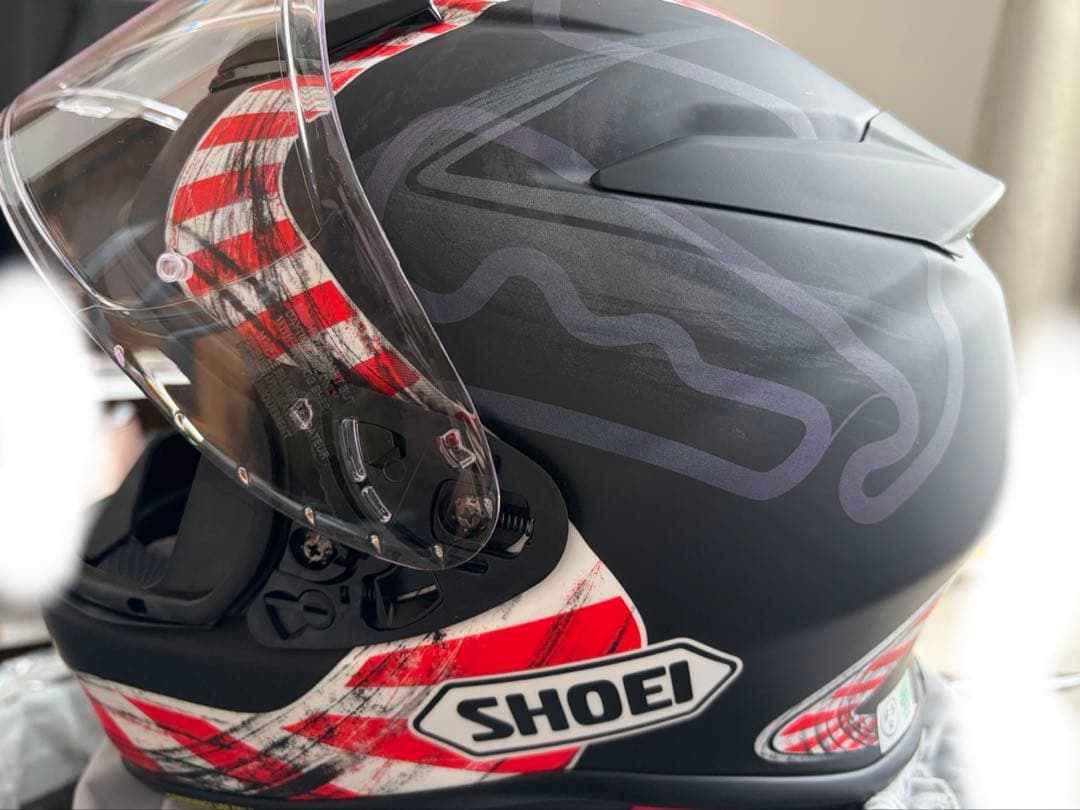 SHOEI フルフェイスヘルメット マットブラック/レッド