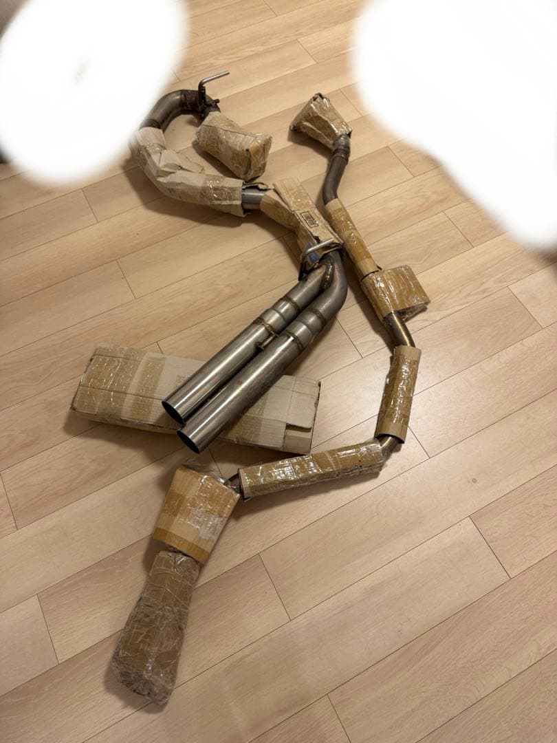 みーふー　トヨタ 50プリウス ワンオフデュアルマフラー