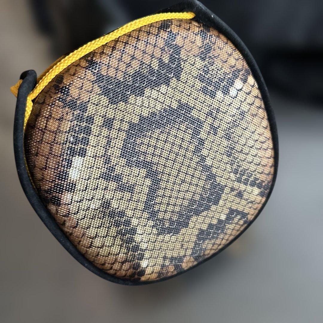 大幅お値下げ❣️三線本体 ケース付き