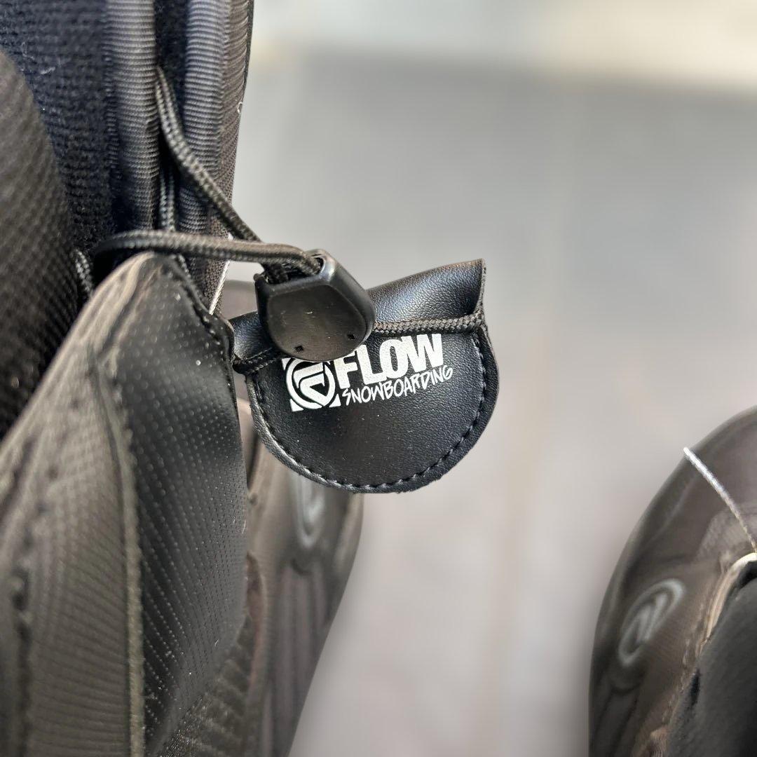 土日限定値下げ中‼️FLOW スノーボードセット