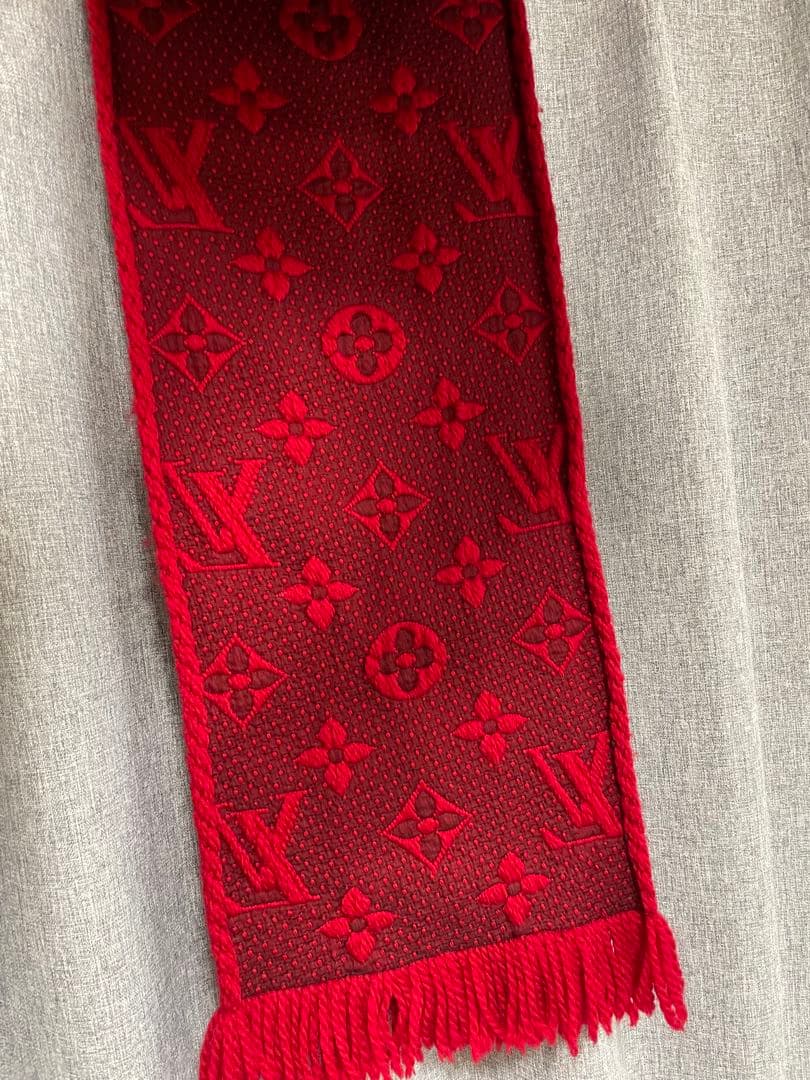 ★1日限定値引★VUITTONヴィトン　マフラー　赤色