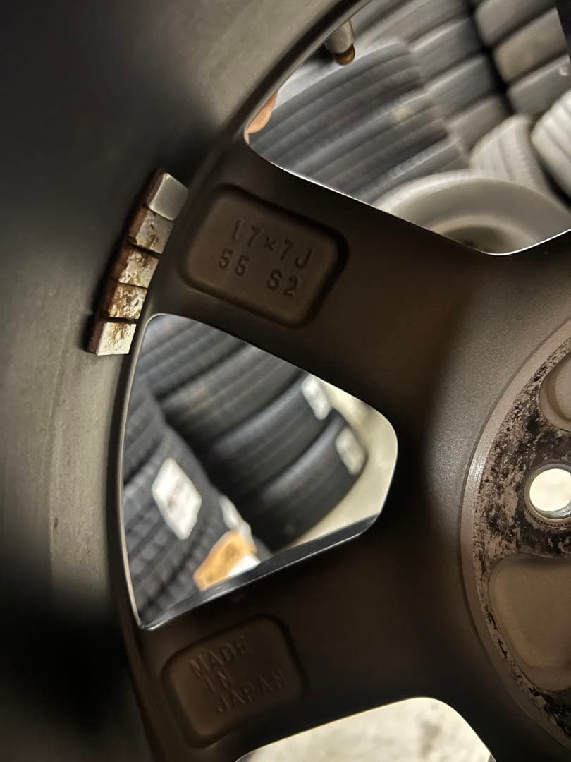 スバル 17インチ ブラックホイール 5スポーク　レヴォーグ