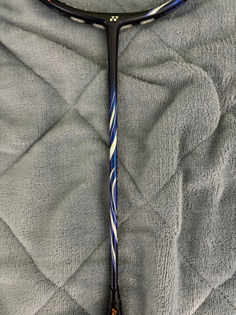 し*ゅ様 YONEX バドミントンラケット