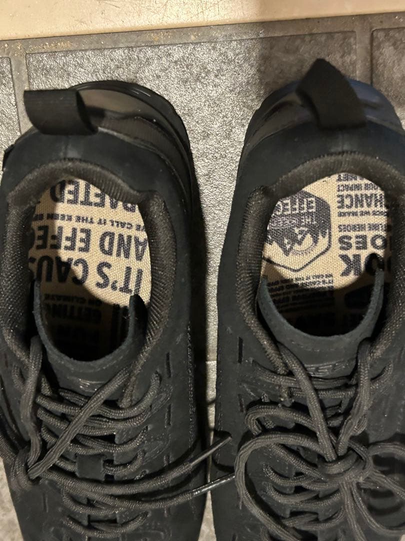 KEEN ジャスパー　ウォータープルーフ　1029647 ブラック 24cm