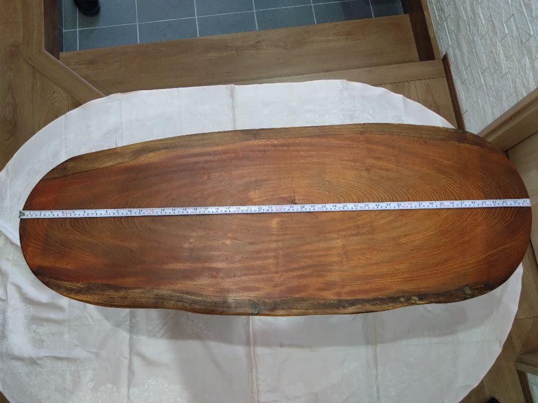 欅一枚板のテーブル㉕　おさら❕ 長寿のケヤキの杢目が綺麗に出ております。