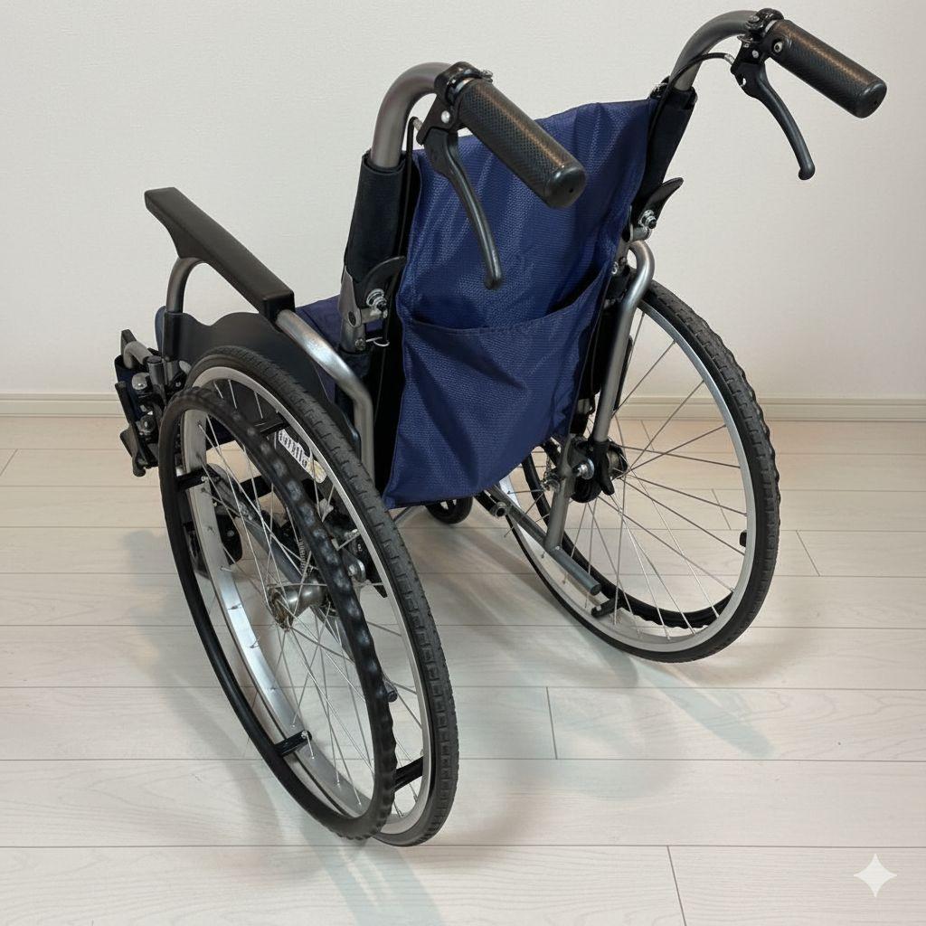 ♿️ 最型モデル 自走式 軽量 車椅子 便利な多機能ノーパンクタイヤ 取説工具付