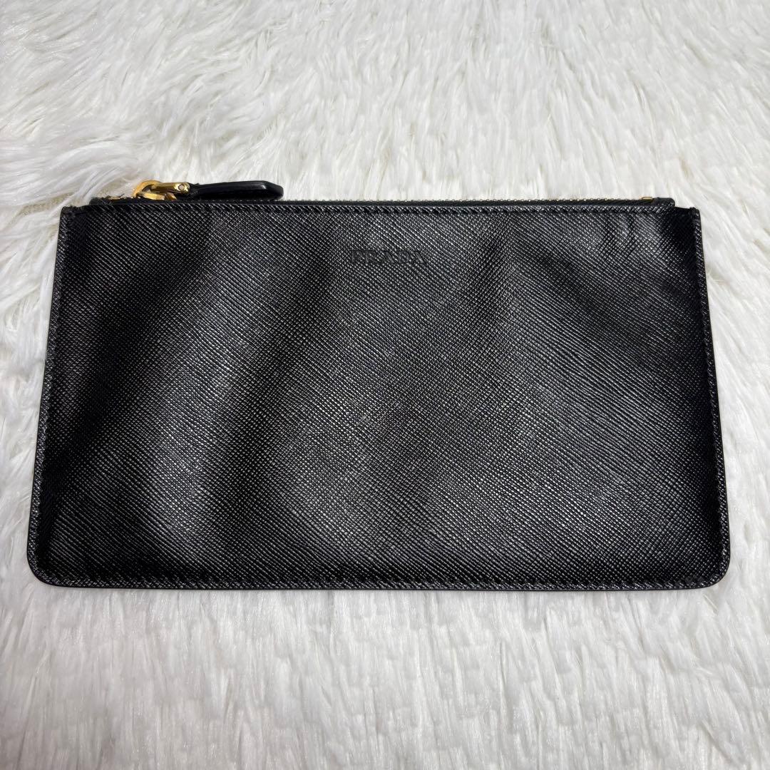 ✨美品✨ プラダ ロングウォレット 金ロゴ ポーチ クラッチバック レザー 黒