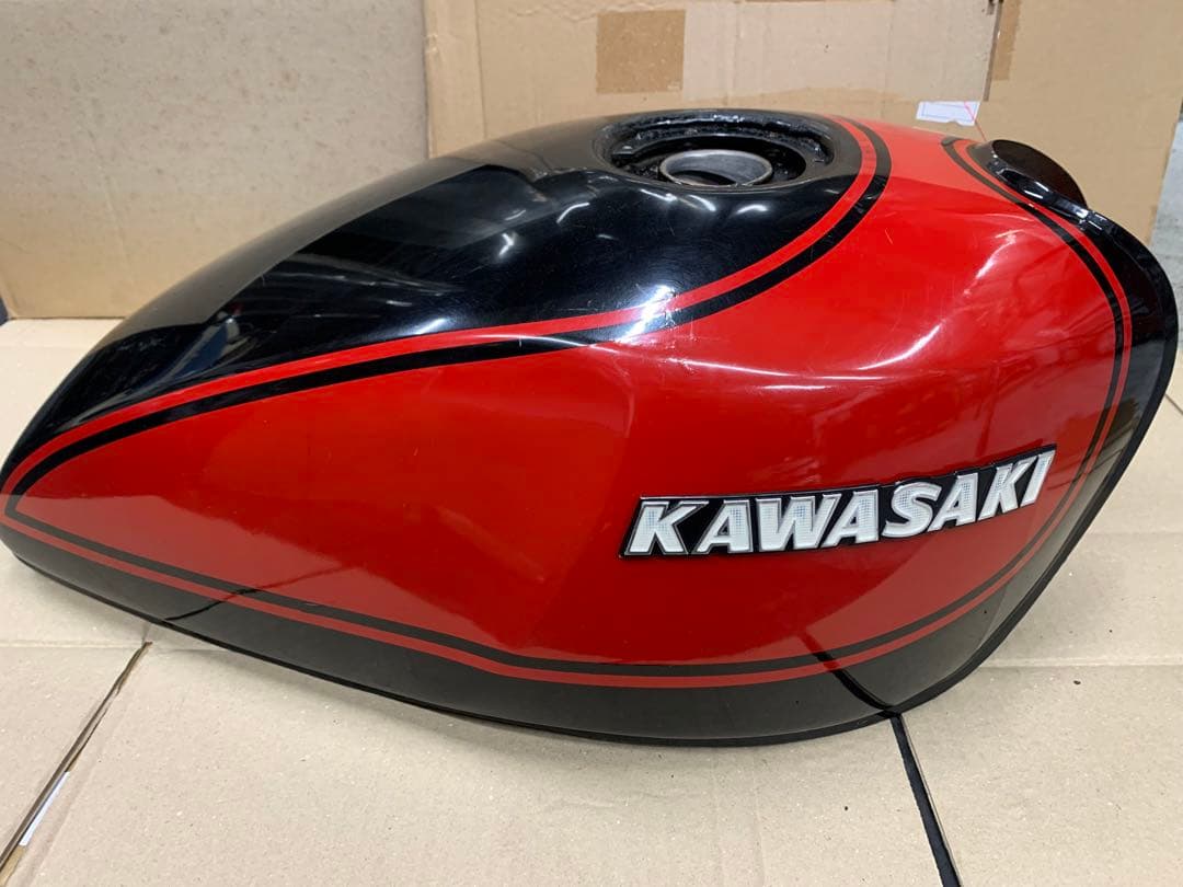 ゼファーx 純正タンク 実働外し テールカウル 社外フェンダー エンブレムセット