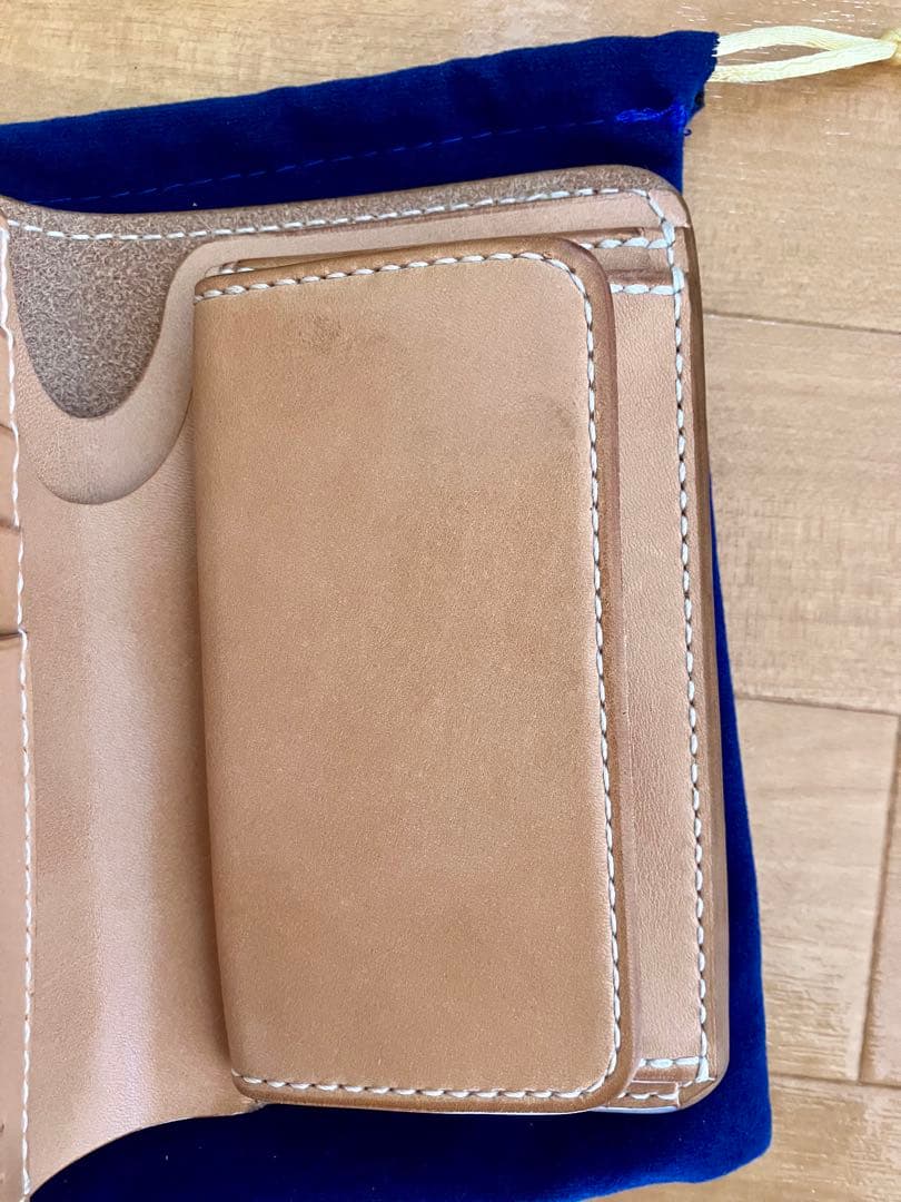 【総手縫い】ガイア2096 栃木レザー　ヌメ革　二つ折りミドルウォレット